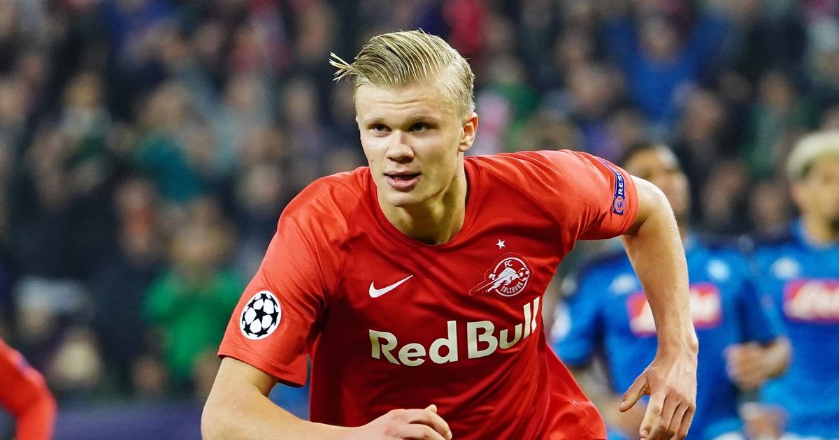 王曼昱3-8逆转后再轰11-2，梁靖崑痛失好局吞首败，国乒8-2法国