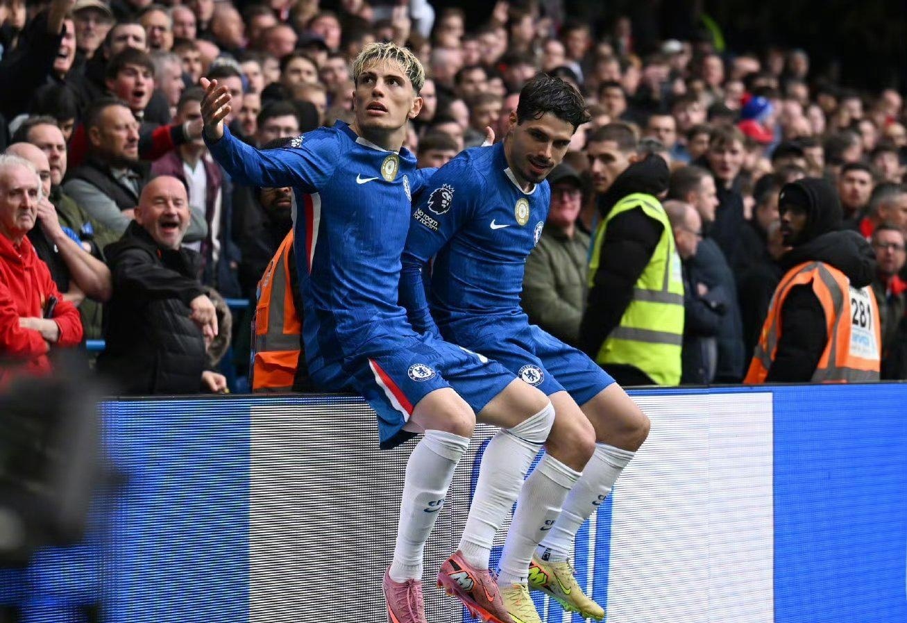 英超前瞻：利兹联连场不胜跌入降级区，维拉赛季客战成绩不佳