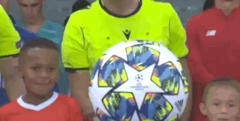 中场大师接受采访金句不断刷屏