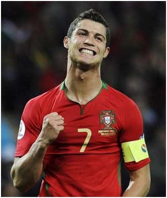 NBA掘金与凯尔特人鏖战三加时，比赛悬念十足