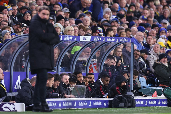 NBA杯战报：西亚卡姆24+11，萨尔24分8板，步行者119-86大胜奇才