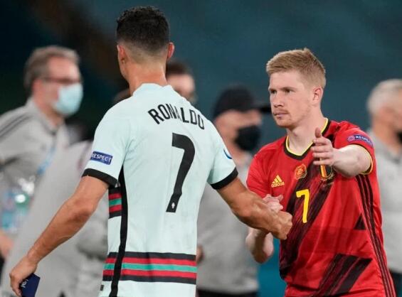 韩鹏：全力以赴完成俱乐部1500分和瓦科夺金靴的目标