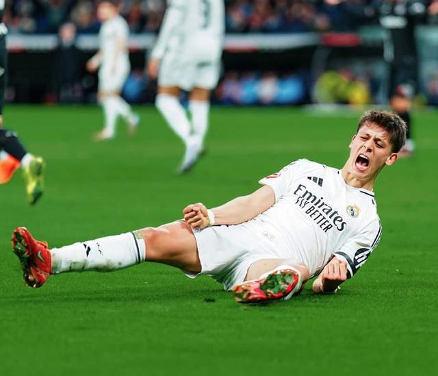 斯图尔特本赛季5次单场4+盖帽，追平文班&赫夫并列第一